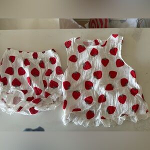 NEW MINIOLIE Toddler Toddler 2-Piece Strawberry Sleeveless Set size 2-3T